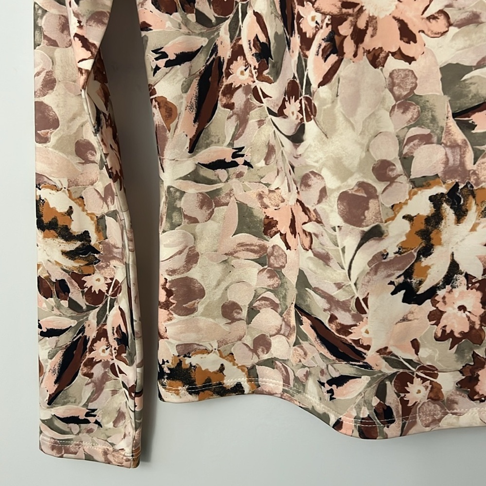 Aritzia Wilfred Cheval Floral Mock Neck Top - Picture 8 of 8